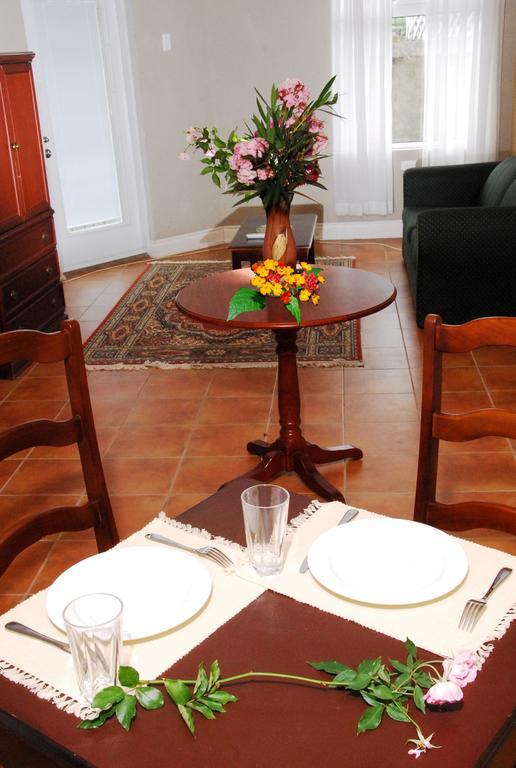 Guest House Villa Mishkan Runaway Bay Cameră foto