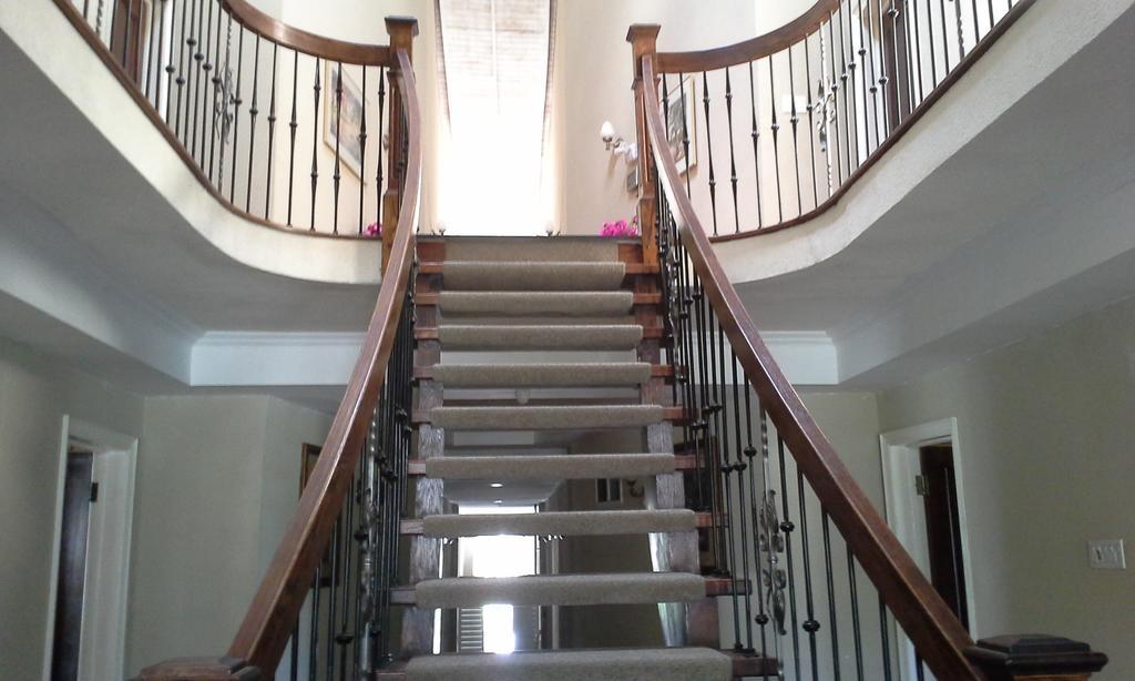 Guest House Villa Mishkan Runaway Bay Exterior foto